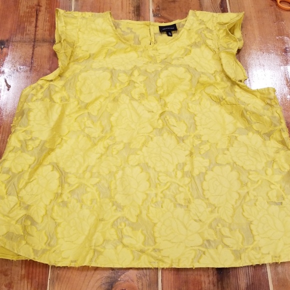 Cutie who what wear yellow top - Picture 2 of 6